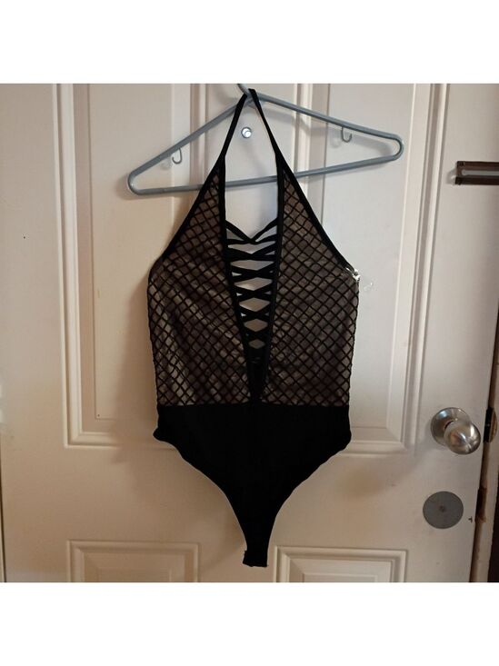 Fashion Nova Tops - 2/$10 Vintage Fashion Nova Black And Beige Bodysuit Medium